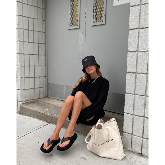 The Row Ginza Black Suede and Leather Platform Flip Flop Sandals size 40.5 - Picture 3 of 11